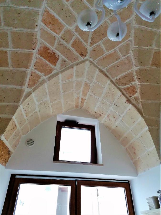 Regina Viarum Apartment, Historic City Centre Brindisi Exterior photo